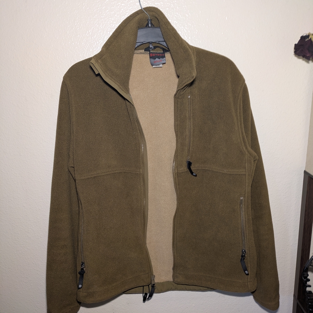 Beyond Fleece Jacket in Coyote Khaki